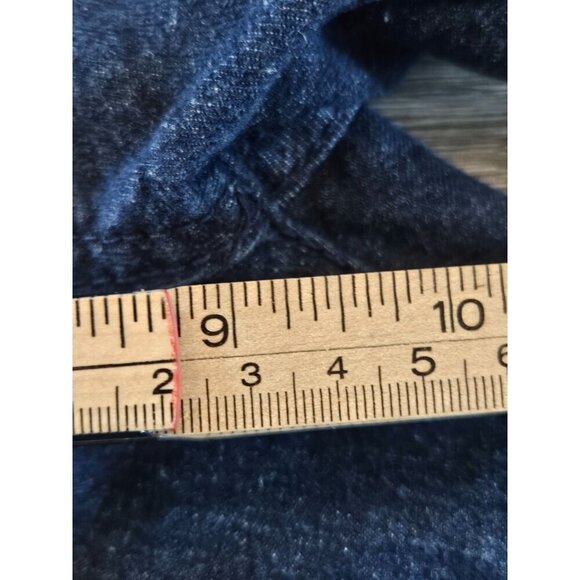 Rocawear Mens Blue Denim Jeans 32x30 With Unique Stitching Back Pocket Design - Picture 13 of 14